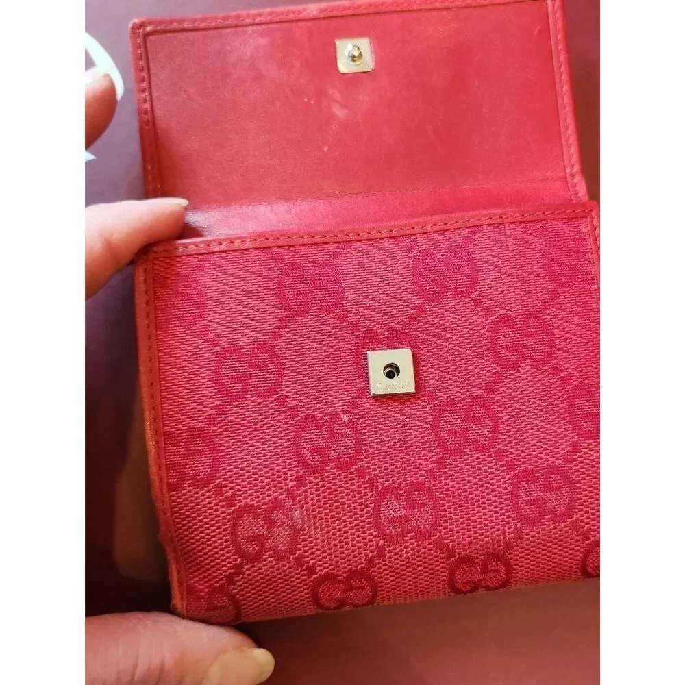 Gucci Red Leather Shoulder Bag with Bamboo Handle And Wallet